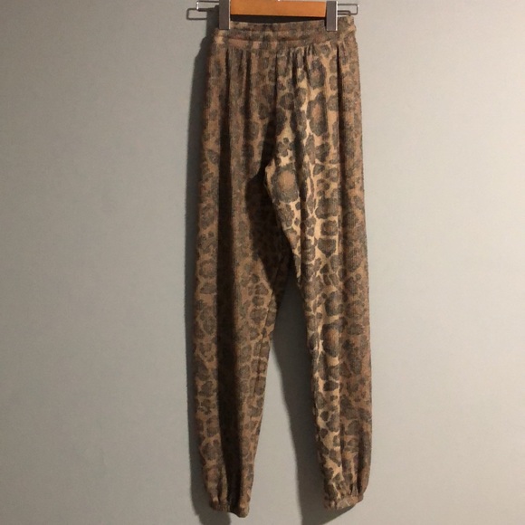 NWT LNA Brushed Rib Knit Jogger Pants - Picture 6 of 6